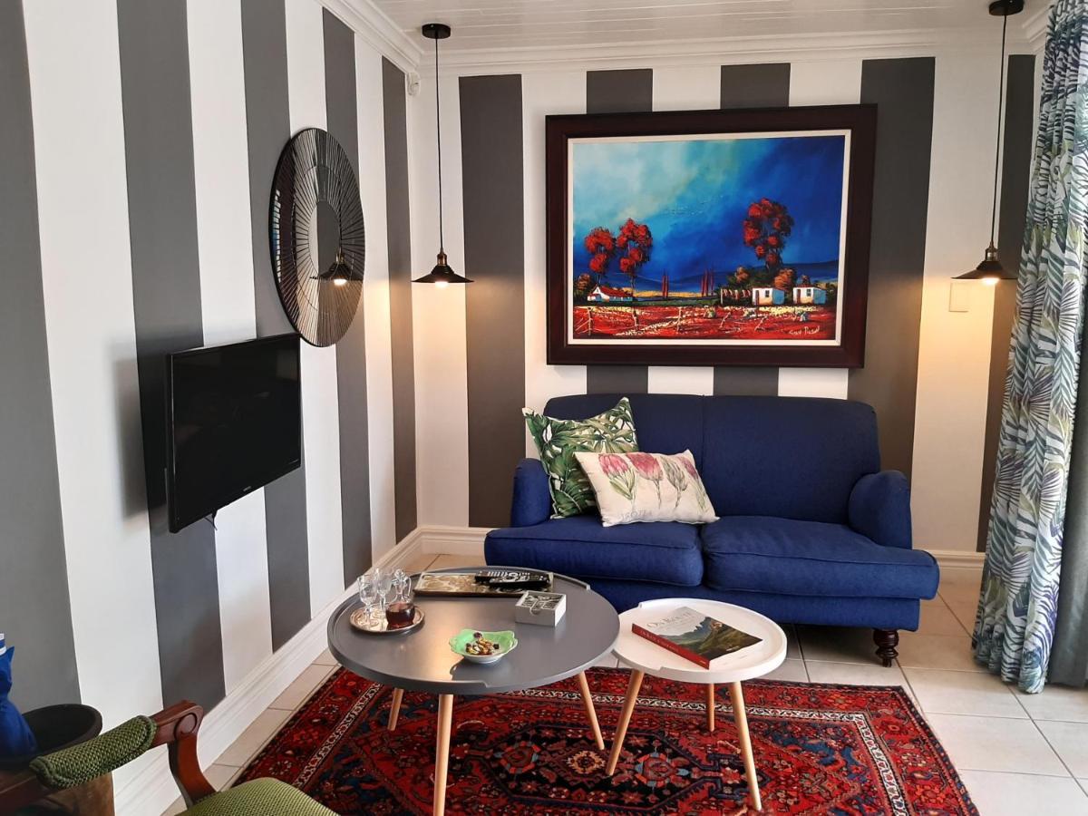 At 98 On Lynburn Guest House Претория Екстериор снимка