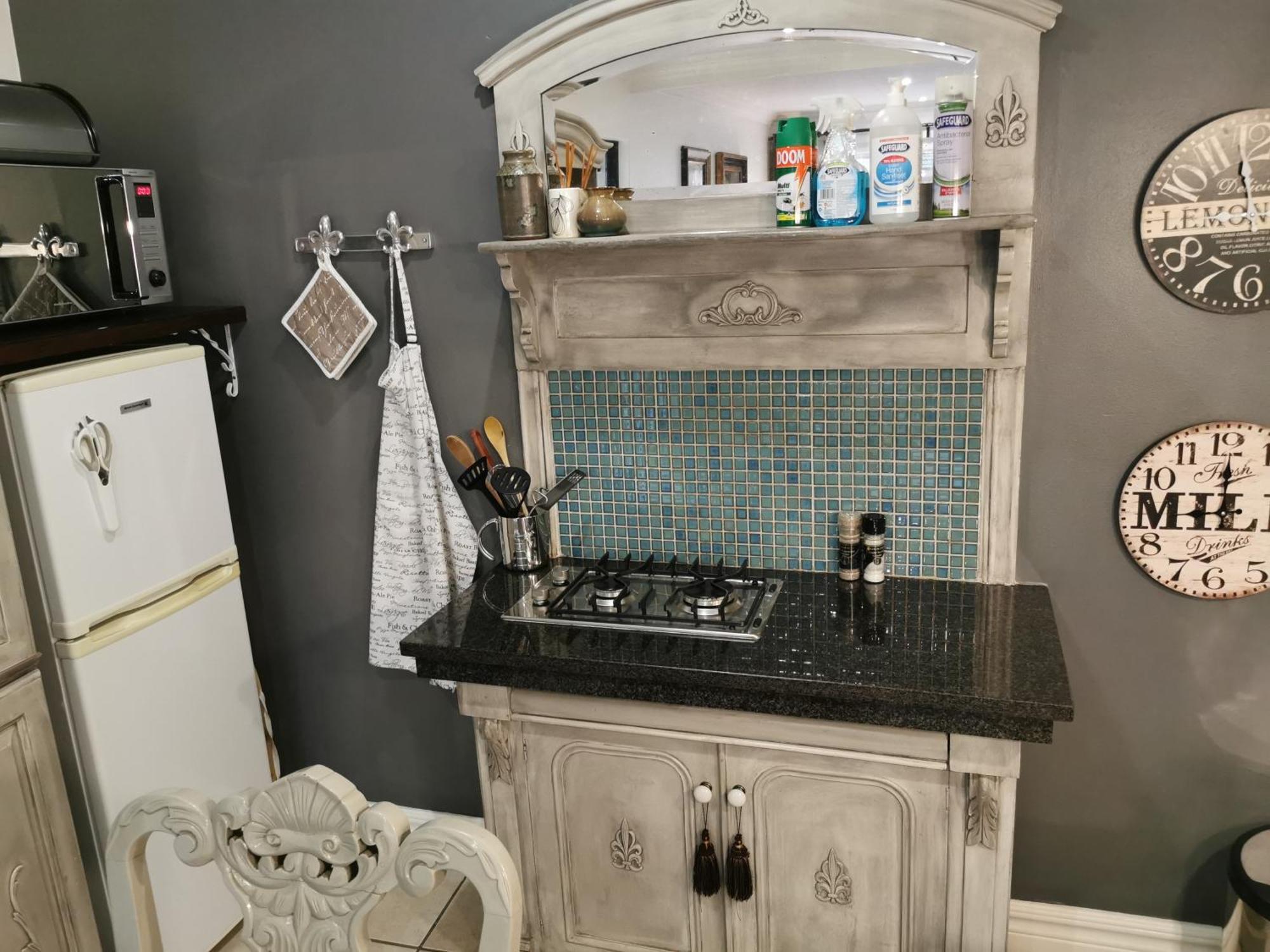 At 98 On Lynburn Guest House Претория Стая снимка